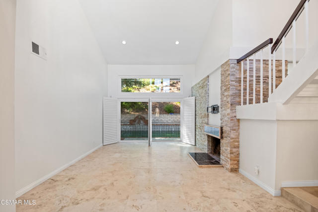 681 Triunfo Canyon Road, Westlake Village CA: https://media.crmls.org/mediaz/ea0341e3-8538-4ec6-9a60-b8d2ddab4fb0.jpg