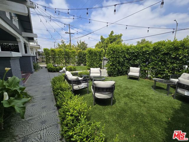 1324 W 30th Street, Los Angeles CA: https://media.crmls.org/mediaz/ea052d60-1142-44a4-aa40-567015f5ab62.jpg