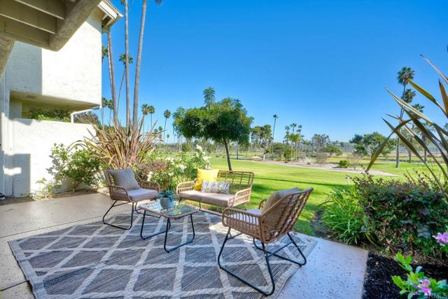 Detail Gallery Image 17 of 31 For 4051 Avenida Brisa, Rancho Santa Fe,  CA 92091 - 3 Beds | 3 Baths