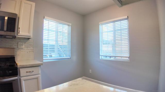 3934 Marine View Ave, San Diego CA: https://media.crmls.org/mediaz/ea05ba43-4170-4ebf-bcd2-dbd88bbf9a79.jpg