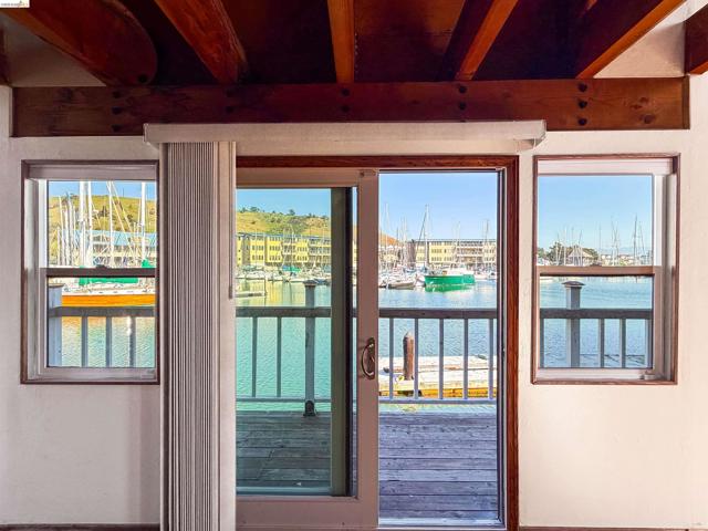 Image 18 of 60 For 1293 Sanderling Is