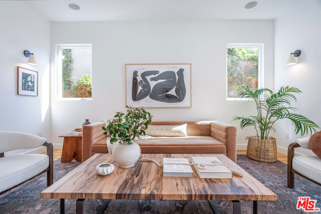 15220 Valleyheart Drive, Sherman Oaks CA: https://media.crmls.org/mediaz/ea07180a-3c01-4411-9a41-fa829bec5863.jpg