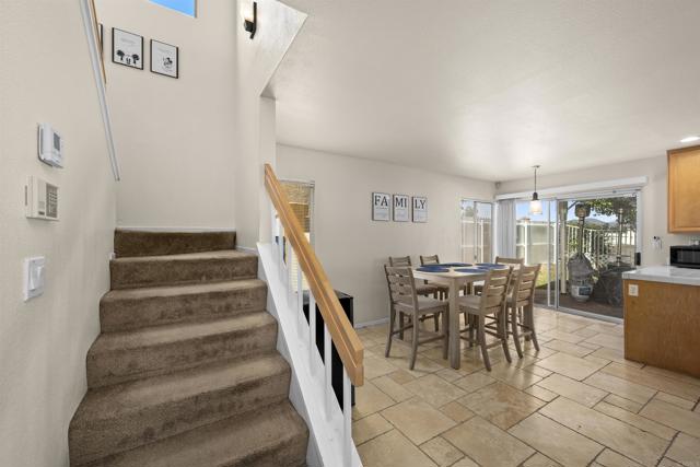 845 RIDGEWATER DR, Chula Vista CA: https://media.crmls.org/mediaz/ea07297c-3079-47fd-9a31-0b014b305c10.jpg