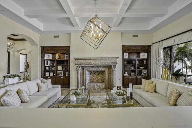 7335 El Fuerte St, Carlsbad CA: https://media.crmls.org/mediaz/ea073d2a-0e1a-4e39-b7eb-507b792a9a78.jpg