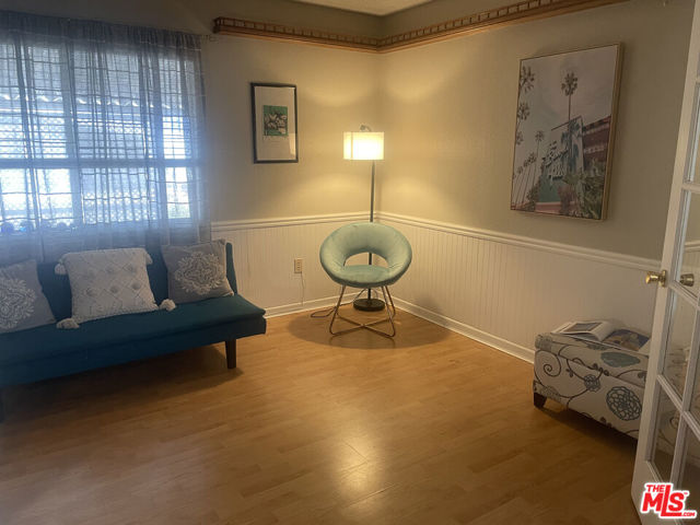 5001 W Florida Avenue, Hemet CA: https://media.crmls.org/mediaz/ea07c3d6-3e66-45f4-a191-662288e89c3d.jpg