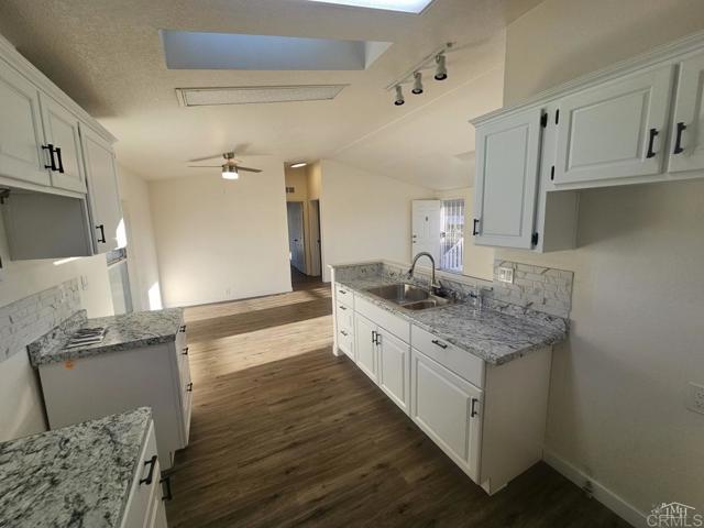 Image 2 of 23 For 10767 Jamacha Blvd  108