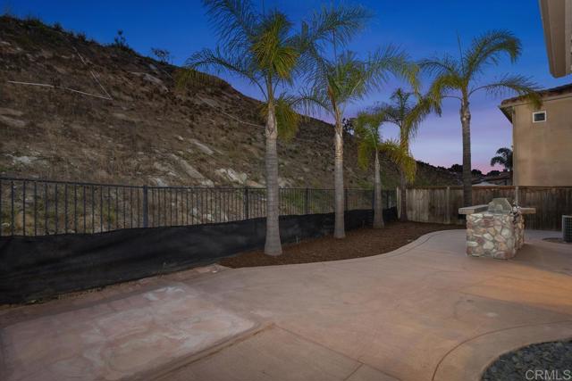 Detail Gallery Image 42 of 57 For 564 via Del Caballo, San Marcos,  CA 92078 - 4 Beds | 3 Baths