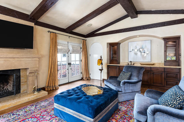 1711 Fairmount Avenue, La Canada Flintridge CA: https://media.crmls.org/mediaz/ea0a6756-3b45-4387-9438-ae47543da515.jpg