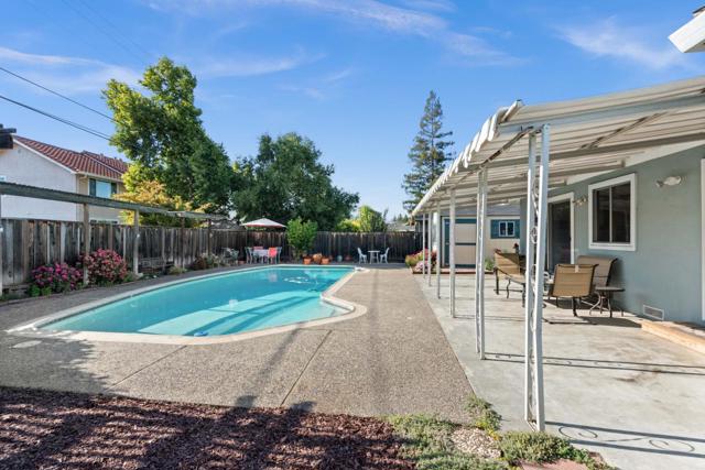 1607 Clarkspur Lane, San Jose CA: https://media.crmls.org/mediaz/ea0ad114-3c1a-494c-8dcd-f90dafdfb049.jpg