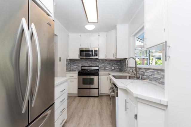 831 Canyon Road, Redwood City CA: https://media.crmls.org/mediaz/ea0b1639-857c-4b92-9bb9-ccb4af8df25e.jpg