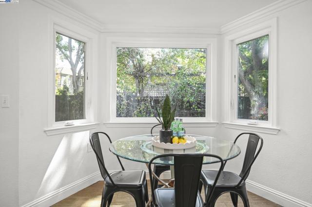 105 Creighton Way, Danville CA: https://media.crmls.org/mediaz/ea0b1c83-adfb-49c9-bc68-03c37c47ac23.jpg