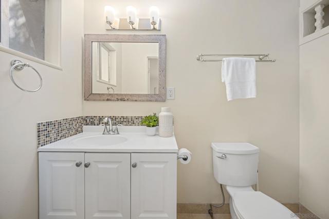 661 Union, Encinitas CA: https://media.crmls.org/mediaz/ea0b64b7-f8bb-428b-bbd5-c7a5f0f20514.jpg