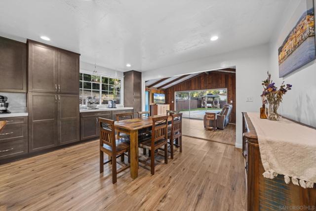 1780 Grove Rd, El Cajon CA: https://media.crmls.org/mediaz/ea0bea80-b194-4c92-8d54-ff9bc86e555e.jpg