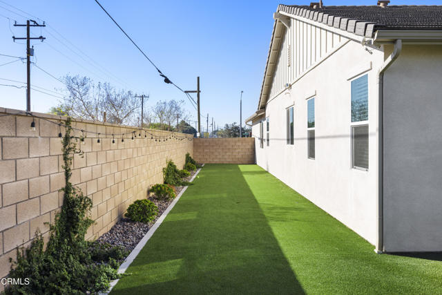 Detail Gallery Image 22 of 25 For 9019 Black Thorn St, Jurupa Valley,  CA 92509 - 3 Beds | 2 Baths