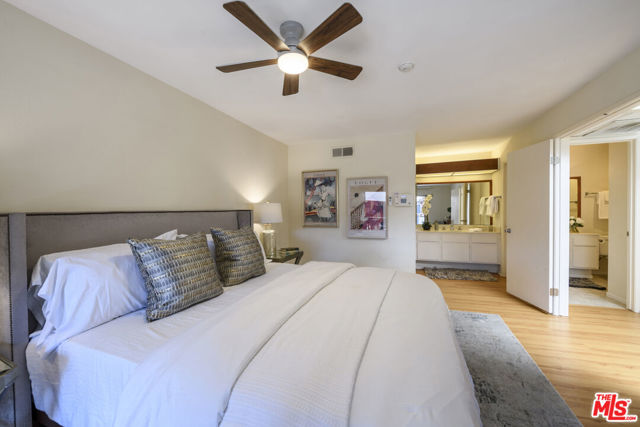 4628 Maytime Lane, Culver City CA: https://media.crmls.org/mediaz/ea0f333b-3796-4b52-a241-4ac9a1e4157b.jpg