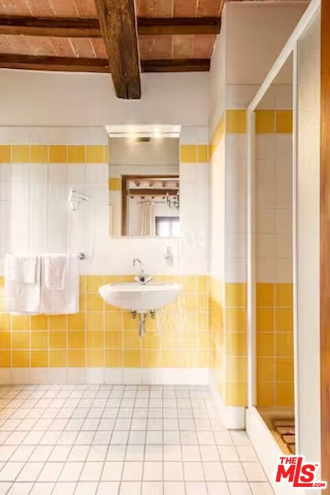 10 Via San Lorenzo, Umbria, ITALY,  CA: https://media.crmls.org/mediaz/ea10c916-038f-4c4f-a42c-71a1386abdf0.jpg