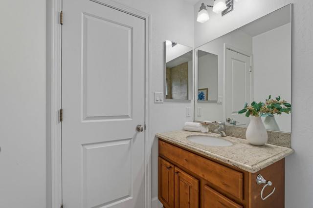 2315 Cheshire Way, Redwood City CA: https://media.crmls.org/mediaz/ea1101ac-498b-4dea-849c-1a788638d9a7.jpg