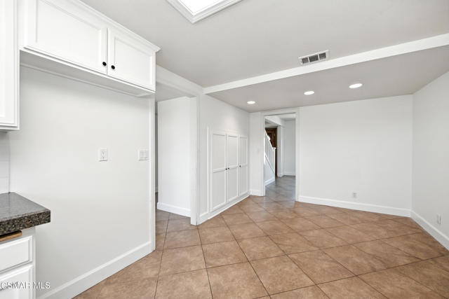 2763 Michael Drive, Newbury Park CA: https://media.crmls.org/mediaz/ea11d45a-379e-4b6d-897c-6d241b08a073.jpg