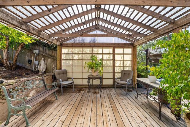 345 Cutter Lane, Watsonville CA: https://media.crmls.org/mediaz/ea12b766-61b5-482f-a4dd-d6bcde512b40.jpg