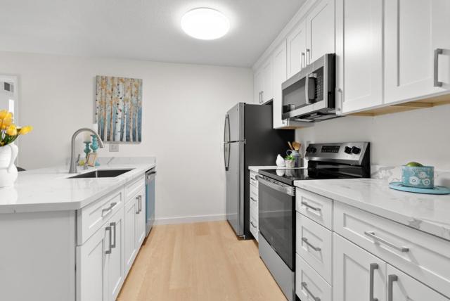 259 N Capitol Avenue, San Jose CA: https://media.crmls.org/mediaz/ea14d3e4-bfd3-4ed2-82b6-ea2cb7194511.jpg