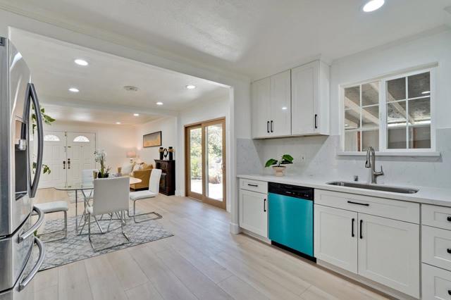 764 4th Avenue, Redwood City CA: https://media.crmls.org/mediaz/ea14f3bd-75bd-4ce7-83c2-b8d802892109.jpg