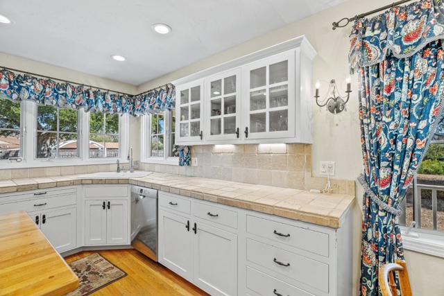 713 Salinas Monterey Highway, Salinas CA: https://media.crmls.org/mediaz/ea1525c8-a2df-44a7-8a89-78bc4e2be9a2.jpg