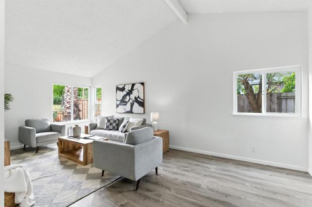 2436 Renfield Way, San Jose CA: https://media.crmls.org/mediaz/ea152ea5-602d-4608-9d26-b7d485ab960d.jpg