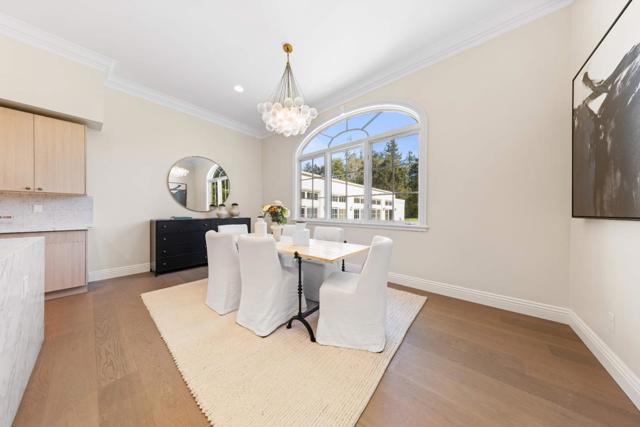 291 Atherton Avenue, Atherton CA: https://media.crmls.org/mediaz/ea158c1e-d85b-437d-81b7-6015212c792d.jpg