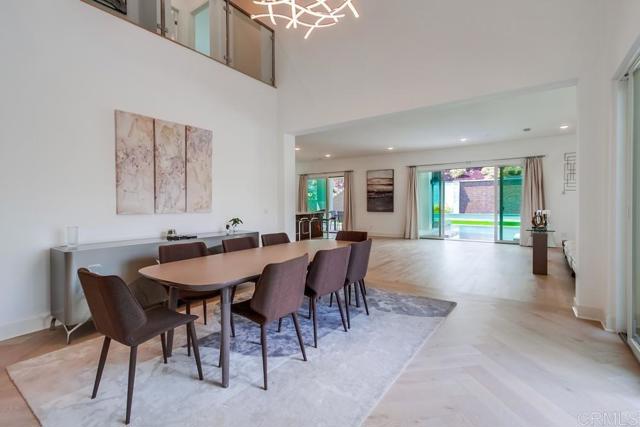 Detail Gallery Image 11 of 71 For 6222 Artisan Way, San Diego,  CA 92130 - 5 Beds | 5 Baths