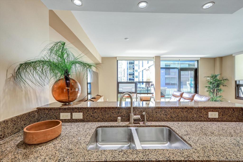 350 11th Ave - photo 7