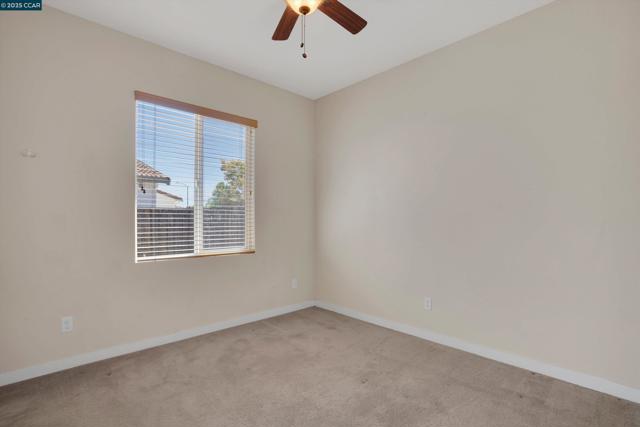 1030 Clear Lake Dr, Oakley CA: https://media.crmls.org/mediaz/ea170770-28c7-4d10-905d-5700ae9ebb79.jpg