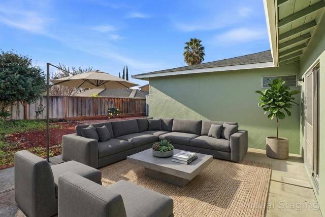 2657 Bon Bon Drive, San Jose CA: https://media.crmls.org/mediaz/ea171188-4337-446b-964d-6cbc83149698.jpg