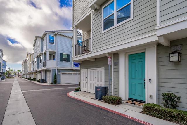 Detail Gallery Image 33 of 33 For 528 Shorebird Way, Imperial Beach,  CA 91932 - 3 Beds | 2/1 Baths