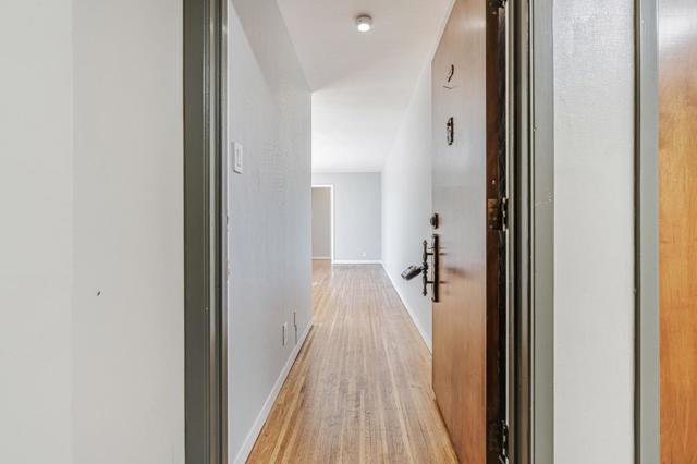 177 N El Camino Real, San Mateo CA: https://media.crmls.org/mediaz/ea189ebf-4359-4ce9-9334-e871dc258919.jpg