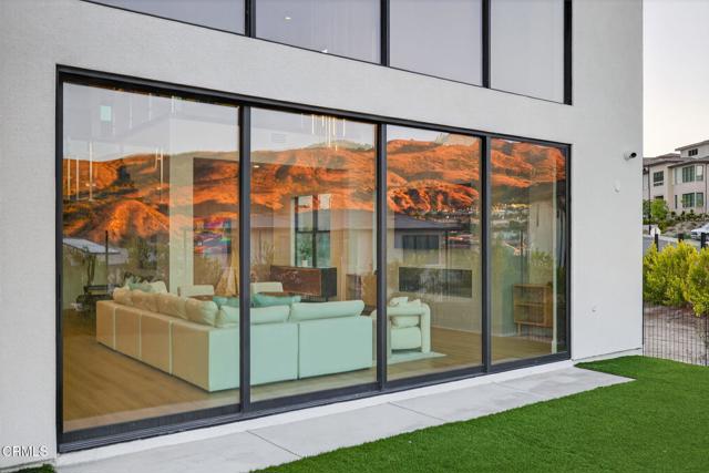 Detail Gallery Image 65 of 77 For 11862 N Hillsborough Ln, Porter Ranch,  CA 91326 - 5 Beds | 5/1 Baths