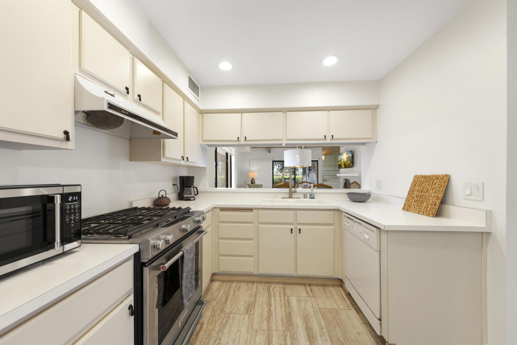 MLS #219137057DA image #8