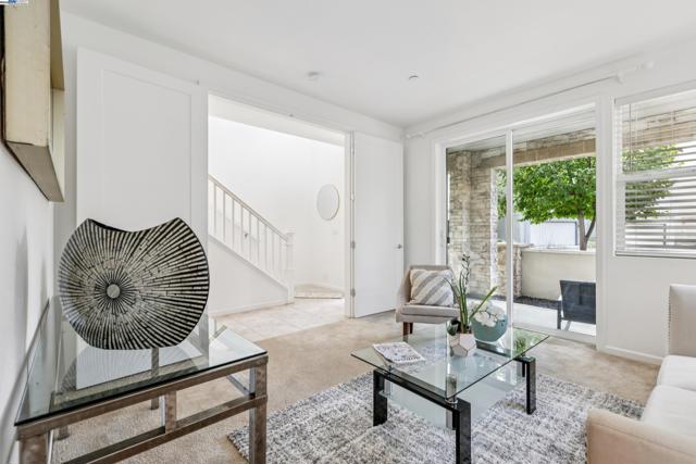 5761 Huntley, Dublin CA: https://media.crmls.org/mediaz/ea19ad36-15e0-4183-85c5-0586c8b5fd7e.jpg