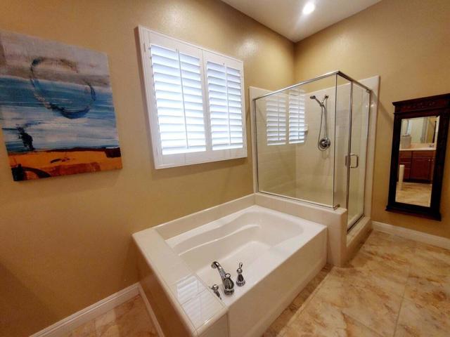 77370 New Mexico Drive, Palm Desert CA: https://media.crmls.org/mediaz/ea1a21fa-94af-44c6-8dce-87707f2d6226.jpg