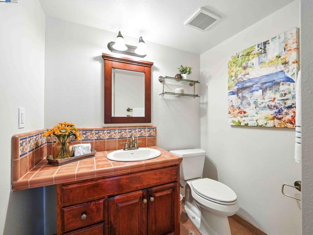 2858 Superior Dr, Livermore CA: https://media.crmls.org/mediaz/ea1b3e41-a848-472a-b4b9-abe57a1f38cf.jpg