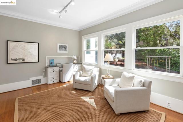 1 Brookside Avenue, Berkeley CA: https://media.crmls.org/mediaz/ea1b4816-d8be-48b9-86bd-32dce5dbb556.jpg