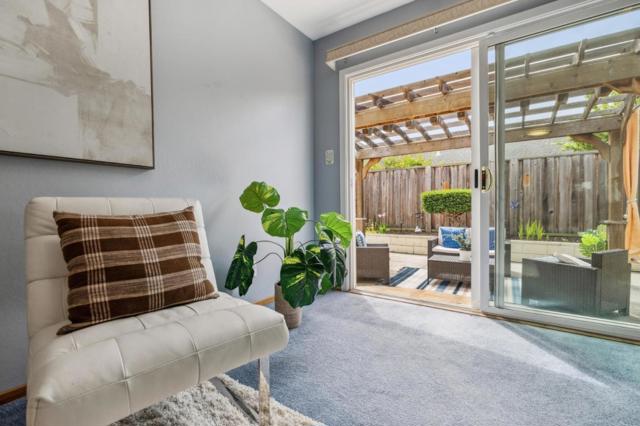 858 Chrysopolis Drive, Foster City CA: https://media.crmls.org/mediaz/ea1ba628-8342-4479-be35-089d6b884ca0.jpg