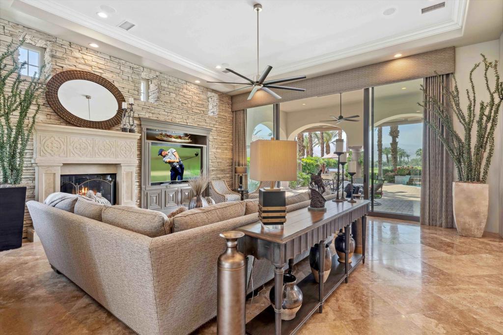 MLS #219137745DA image #17