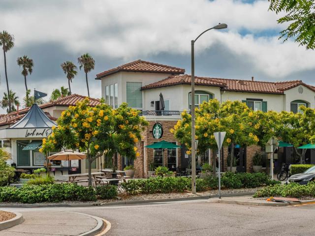 1041 Van Nuys St, San Diego CA: https://media.crmls.org/mediaz/ea1c1776-8029-4a7d-b8b2-f0d650075265.jpg