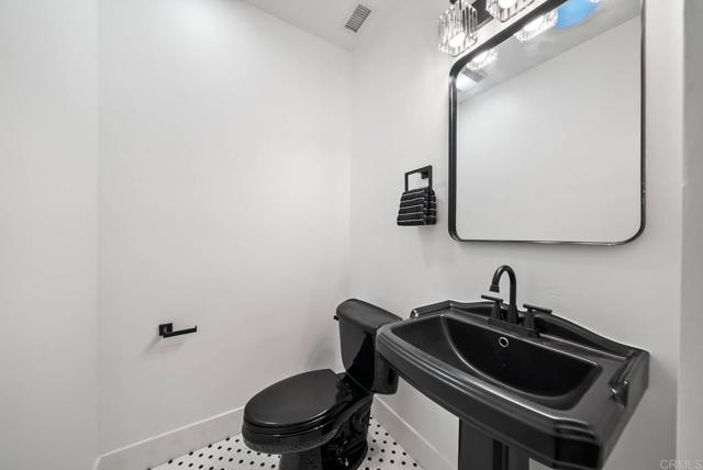 5975 N Nagel Street, La Mesa CA: https://media.crmls.org/mediaz/ea1c8d9b-cb41-45f9-a8b9-137492cd0b5f.jpg