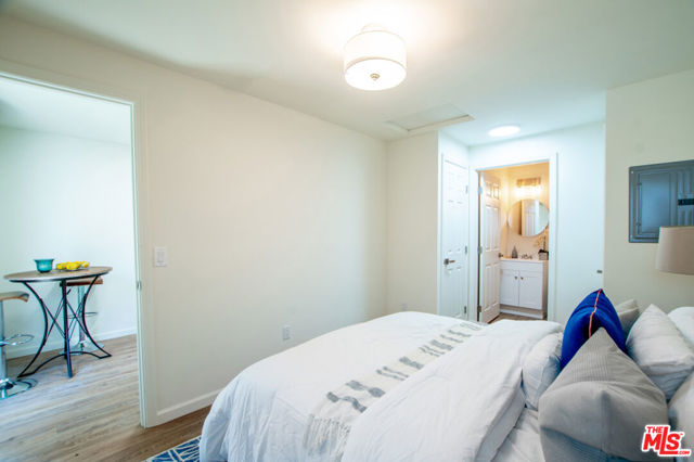 17209 Stagg Street, Van Nuys CA: https://media.crmls.org/mediaz/ea1d8c50-7ee4-4c0f-baa4-7d42452c7697.jpg