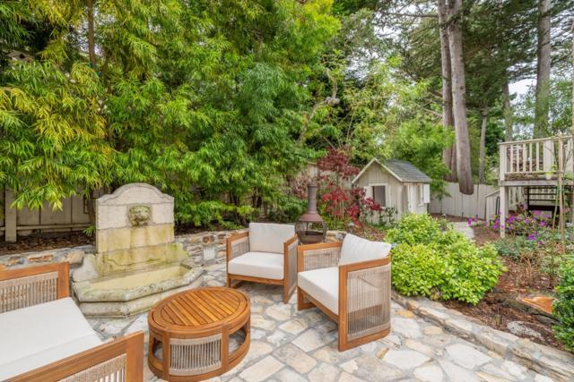 24587 Castro Lane, Carmel CA: https://media.crmls.org/mediaz/ea1dc650-83de-4c34-b1d9-c16229301751.jpg