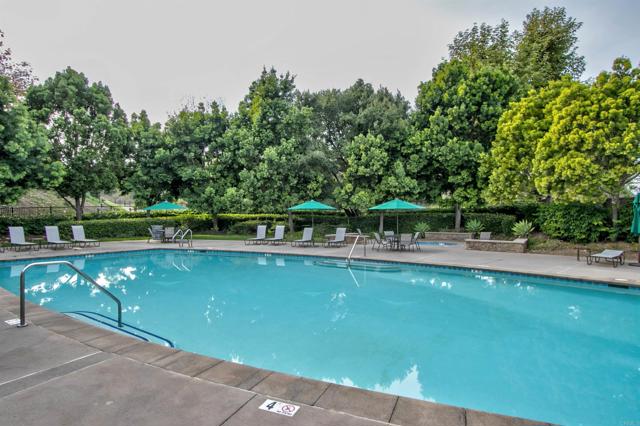 Detail Gallery Image 34 of 36 For 7146 Sitio Destino, Carlsbad,  CA 92009 - 4 Beds | 3 Baths