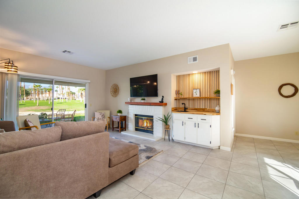 MLS #219138179PS image #9