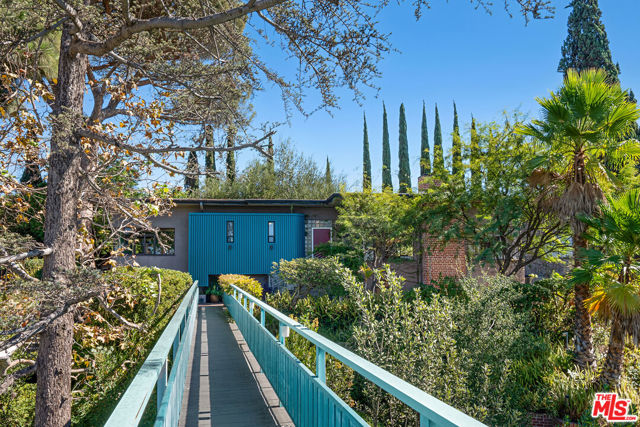 1750 Silverwood Terrace photo 25