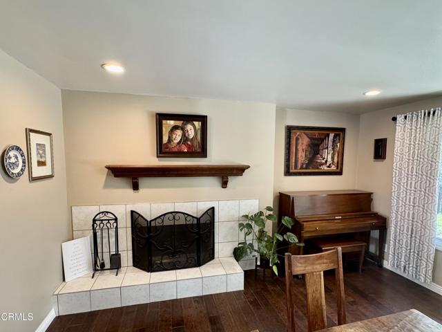 Detail Gallery Image 18 of 54 For 2013 El Vista Ct, Glendale,  CA 91208 - 3 Beds | 3 Baths